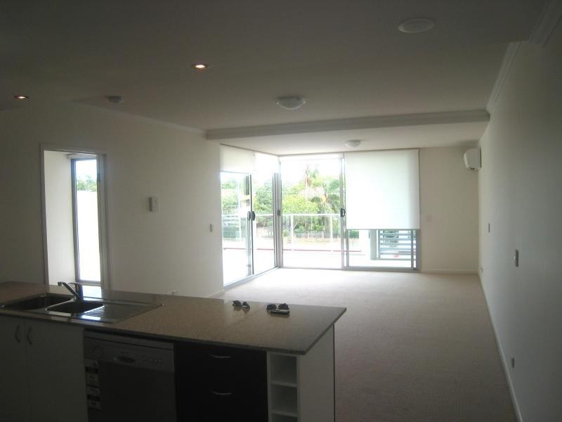 131 / 95 Clarence Road, Indooroopilly QLD 4068