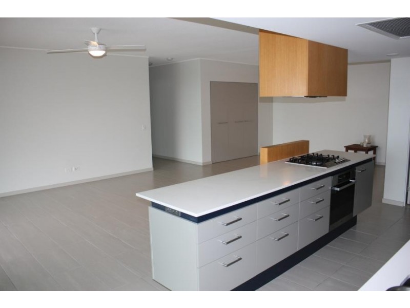 2509/6 Mariners Drive, Townsville City QLD 4810