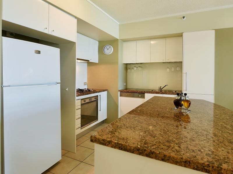 326 Marine Parade, Labrador QLD 4215