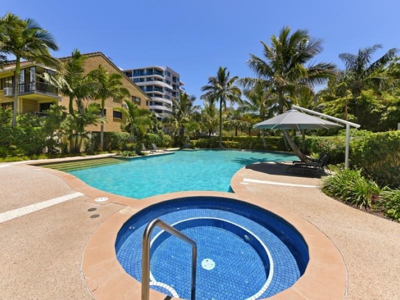 326 Marine Parade, Labrador QLD 4215