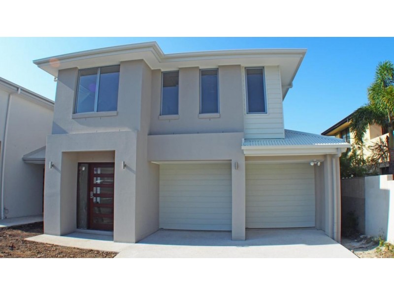 14A Raymond Avenue, Bundall QLD 4217