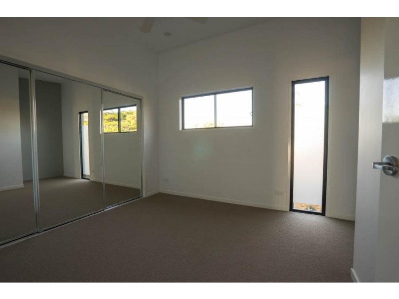 27 BOWEN ST, Windsor QLD 4030