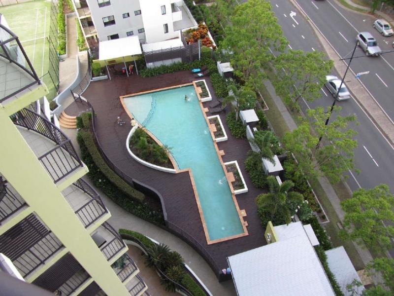 161/8 Land Street, Toowong QLD 4066