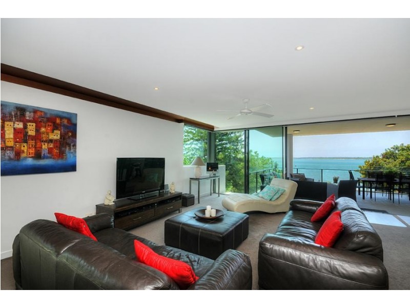 1301/323 Bayview Street, Hollywell QLD 4216