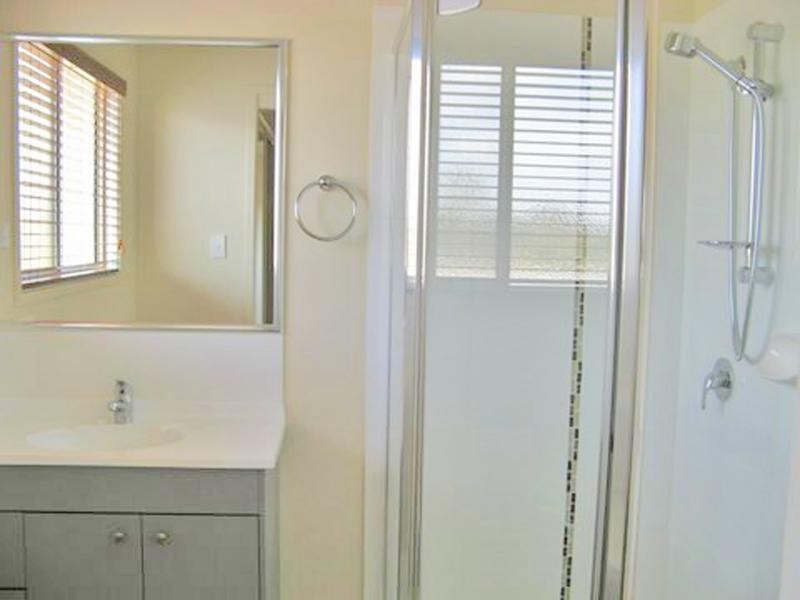 582 Manly Road, Wakerley QLD 4154