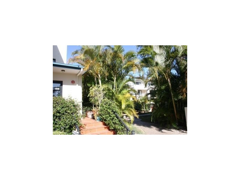 38 Labrador Street, Labrador QLD 4215