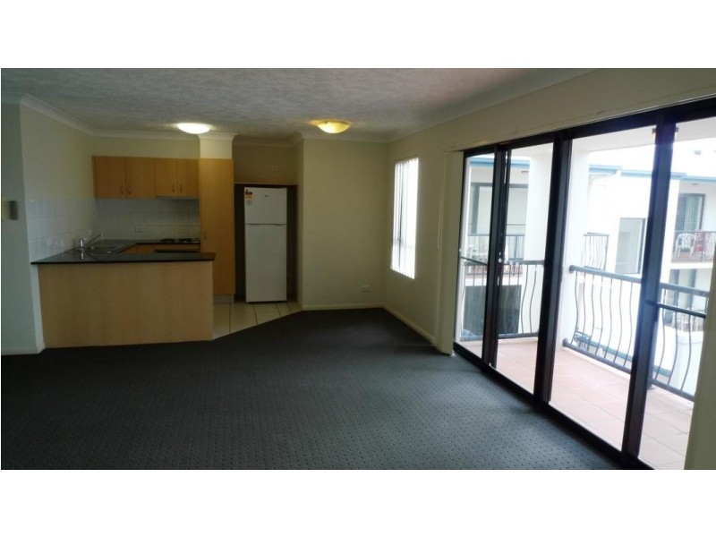 38 Labrador Street, Labrador QLD 4215
