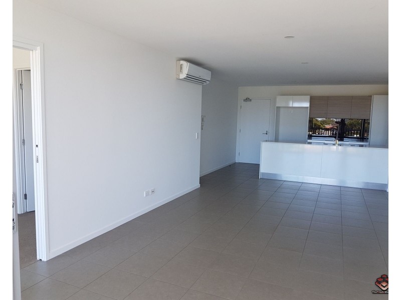 ID:3805846/ 7 WATERFORD COURT, Bundall QLD 4217