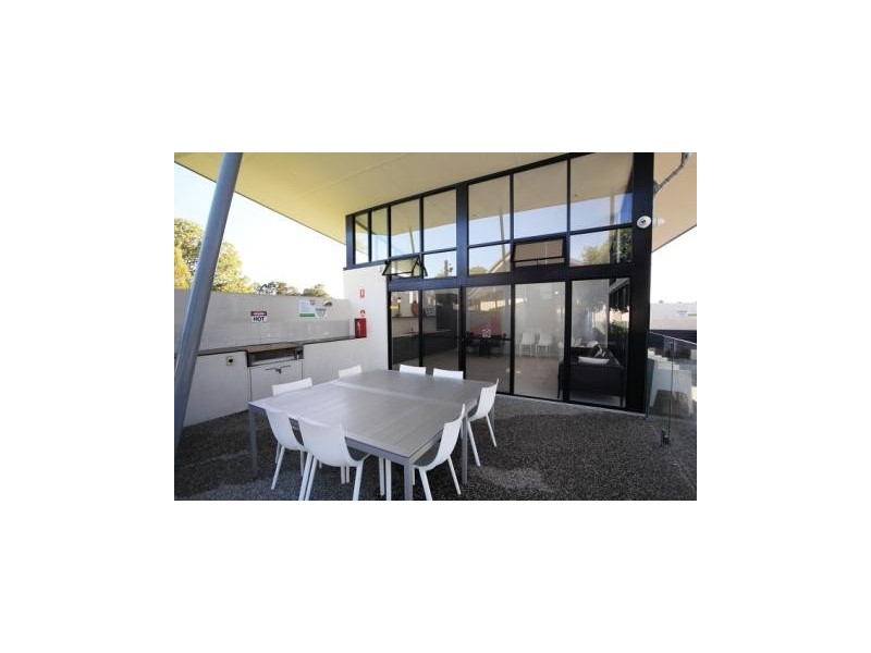 2 Inland Drive, Tugun QLD 4224