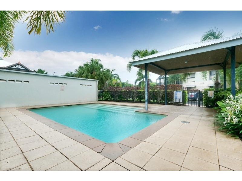 434-446 Kamerunga Rd, Redlynch QLD 4870