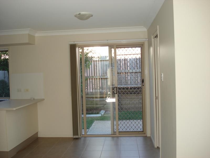 32 Johnston Street, Carina QLD 4152