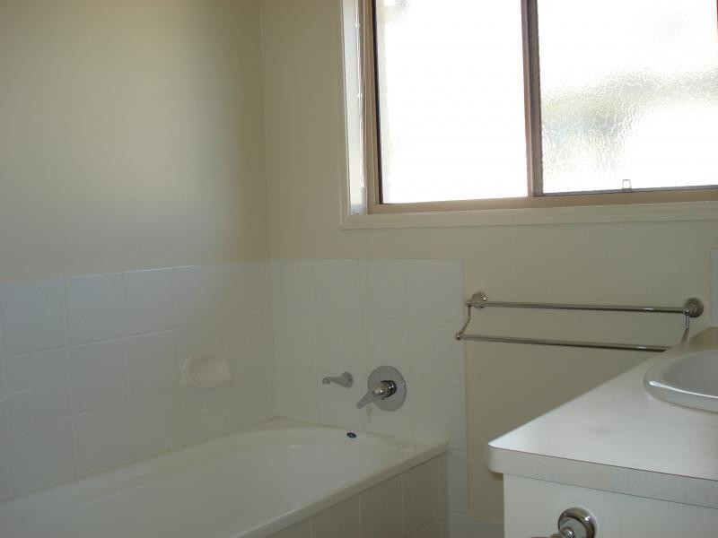 32 Johnston Street, Carina QLD 4152