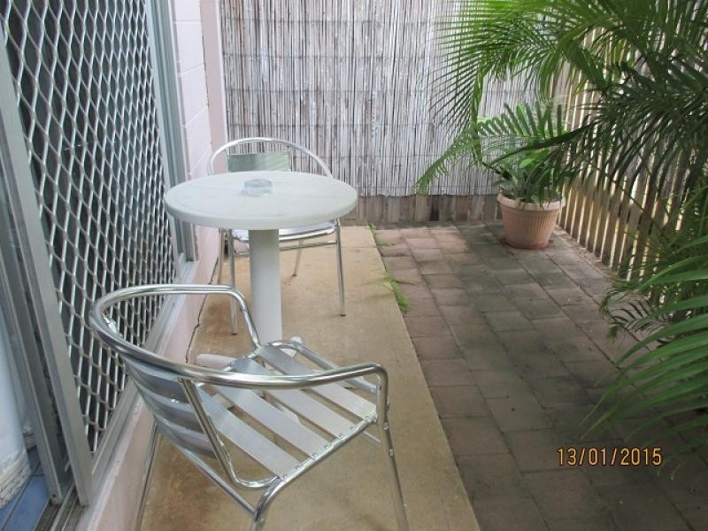 2/3 Primrose Street, North Ward QLD 4810