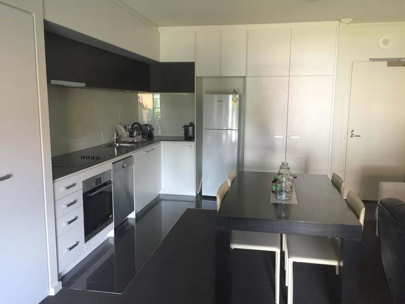 12/75 Barker Street, New Farm QLD 4005