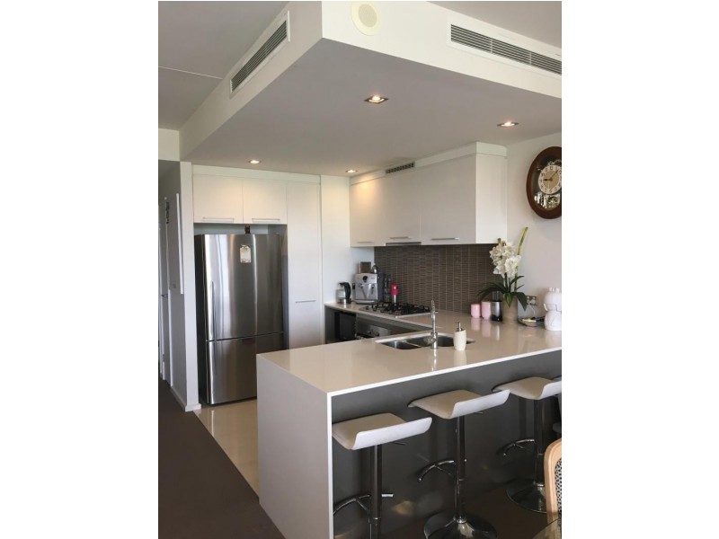 3032/3029 The Boulevard, Carrara QLD 4211