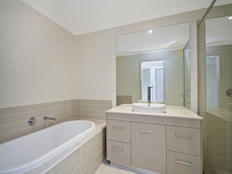 2 Inland Drive, Tugun QLD 4224