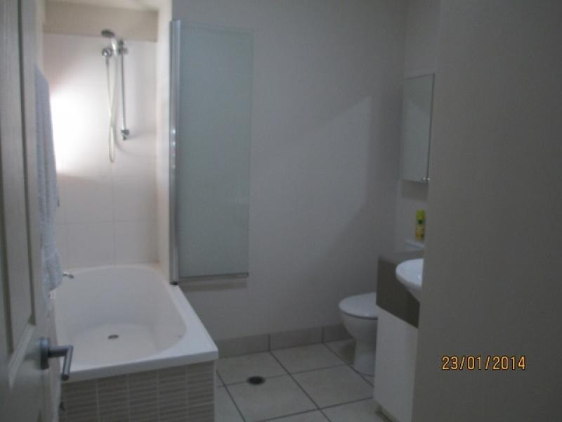 11 / 42 Warburton Street, North Ward QLD 4810