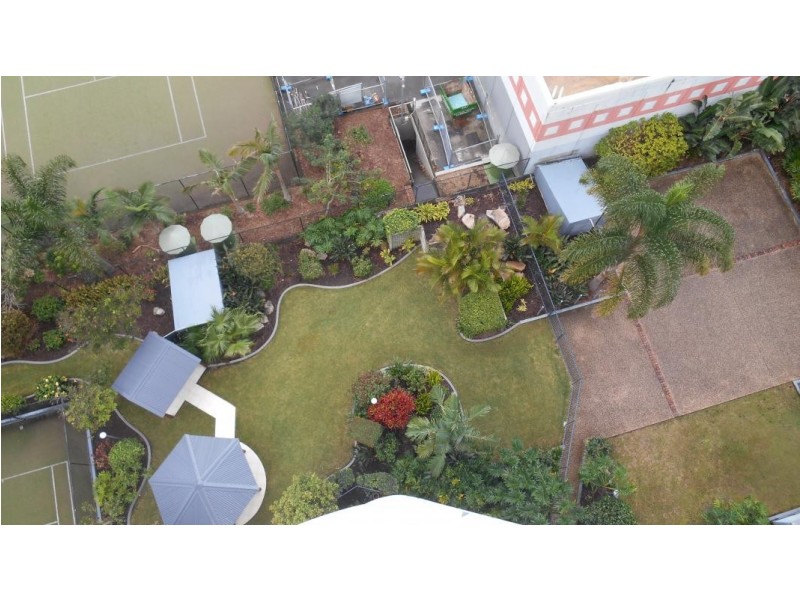 201 8 Albert Avenue, Broadbeach QLD 4218