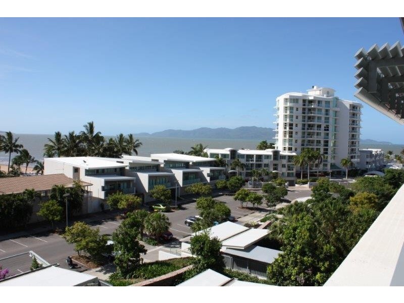 1505/6 Mariners Drive, Townsville City QLD 4810