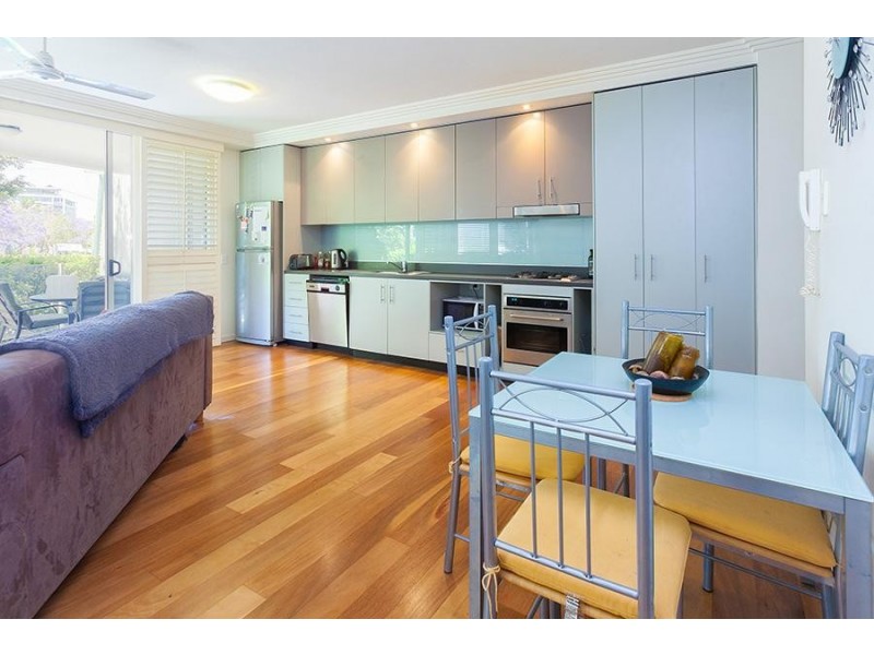 42 NEWSTEAD TERRACE, Newstead QLD 4006