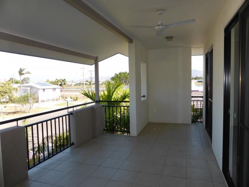 1 / 6-24 Henry Street, West End QLD 4810