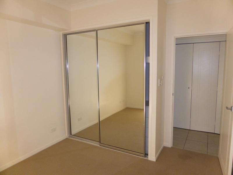 1 / 6-24 Henry Street, West End QLD 4810