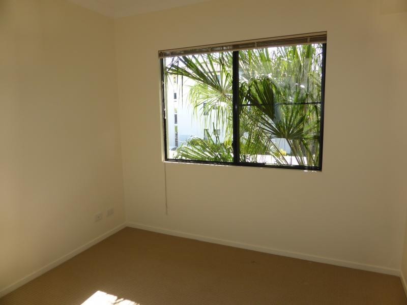 1 / 6-24 Henry Street, West End QLD 4810