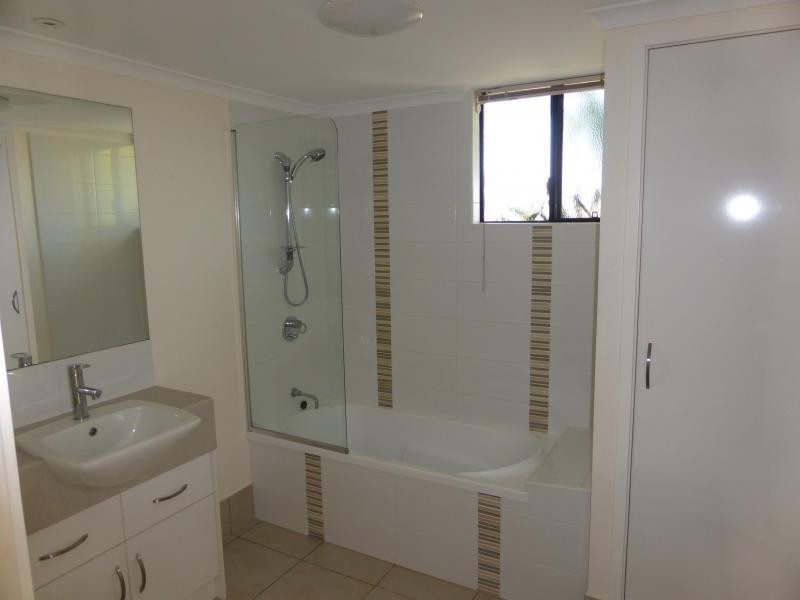 1 / 6-24 Henry Street, West End QLD 4810