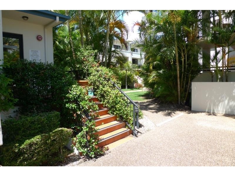 38 Labrador Street, Labrador QLD 4215