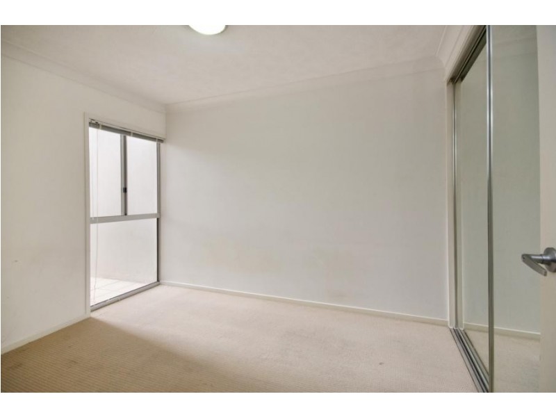 27 Berwick St, Fortitude Valley QLD 4006