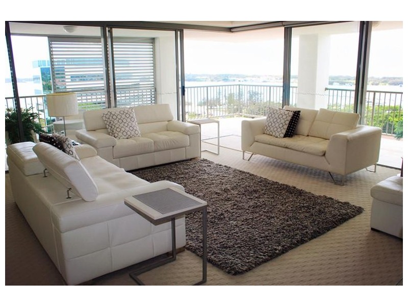 105 Scarborough Street, Southport QLD 4215