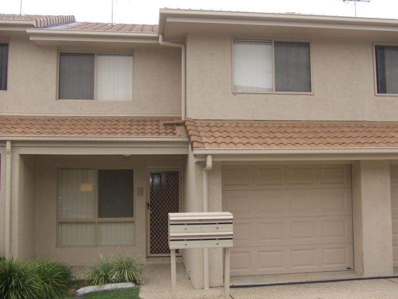 86 Johnston Street, Carina QLD 4152