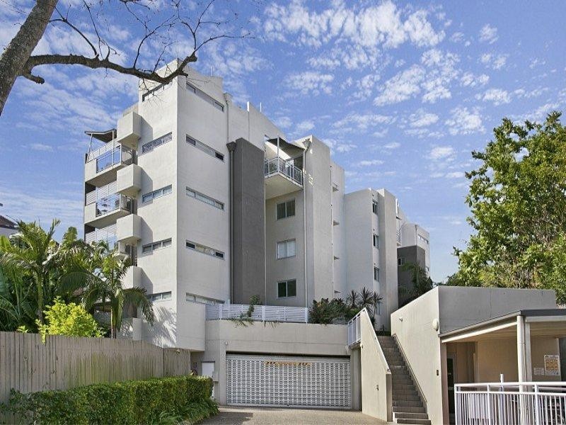 36 Holland Street, Toowong QLD 4066