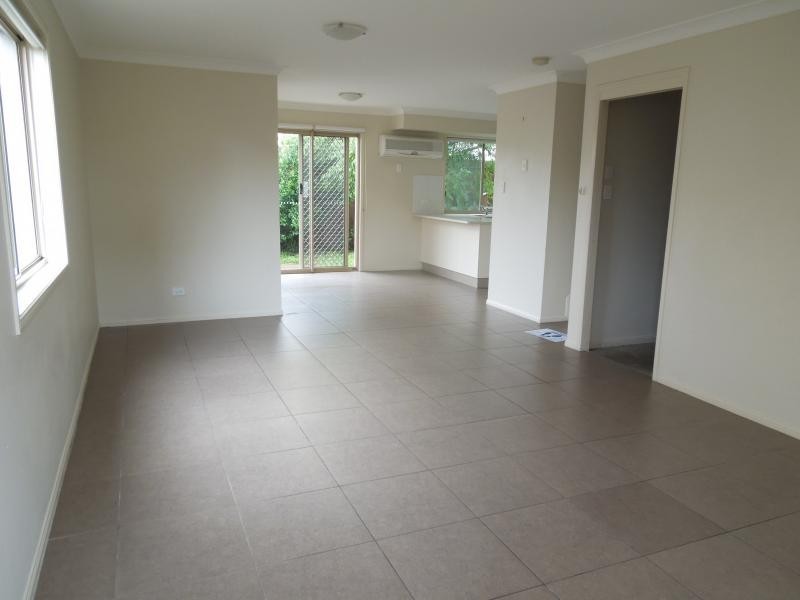 42 Johnston Street, Carina QLD 4152