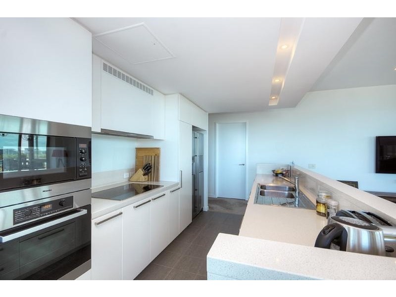 6601/323 Bayview Street, Hollywell QLD 4216