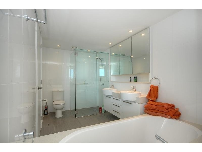 6601/323 Bayview Street, Hollywell QLD 4216