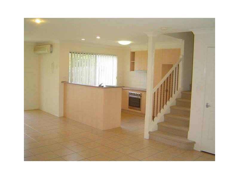 12/2 Tuition Street, Upper Coomera QLD 4209