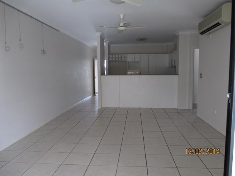 11 / 42 Warburton Street, North Ward QLD 4810