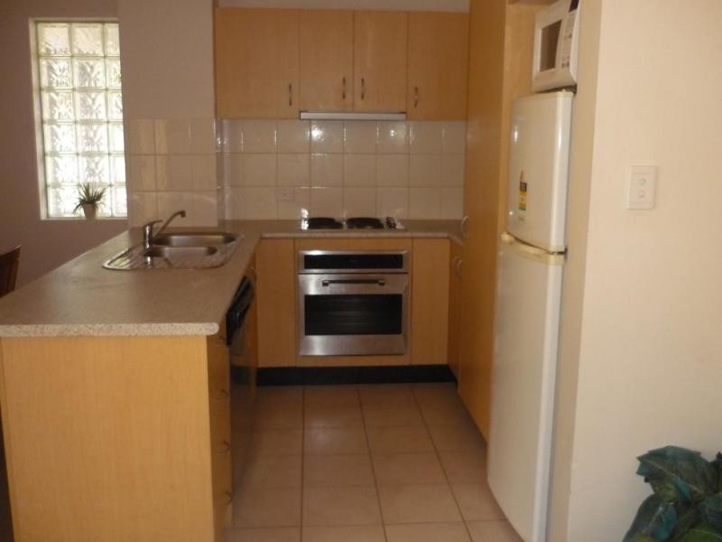 3-5 Norman Street, Southport QLD 4215