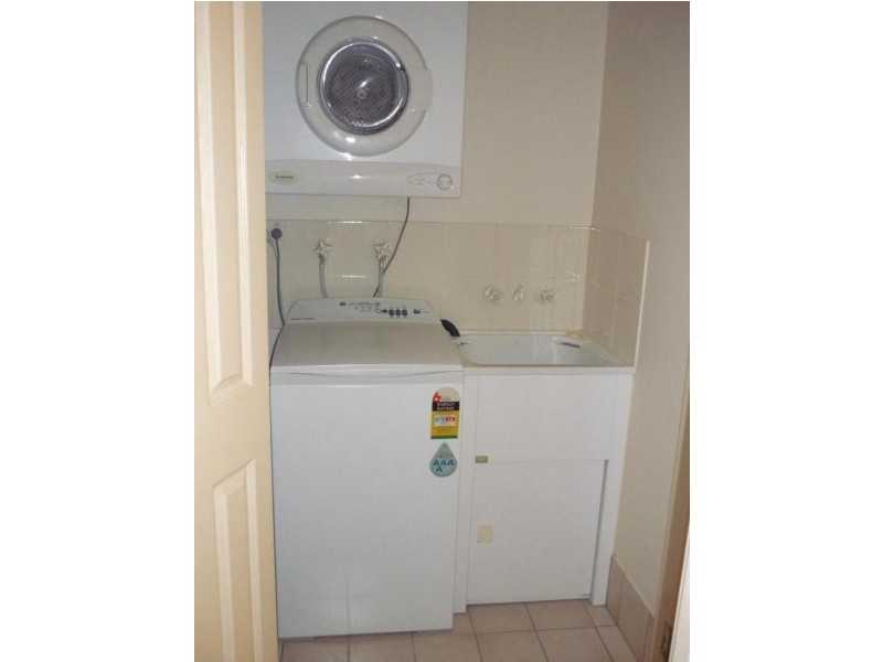 3-5 Norman Street, Southport QLD 4215