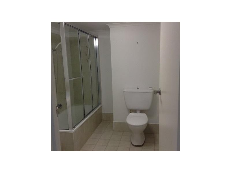 Paradise Waters QLD 4217