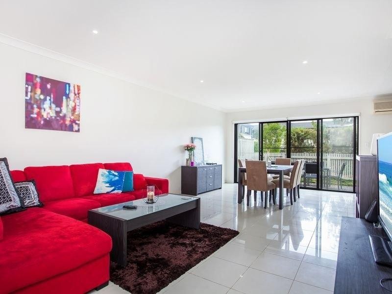 2 Inland Drive, Tugun QLD 4224
