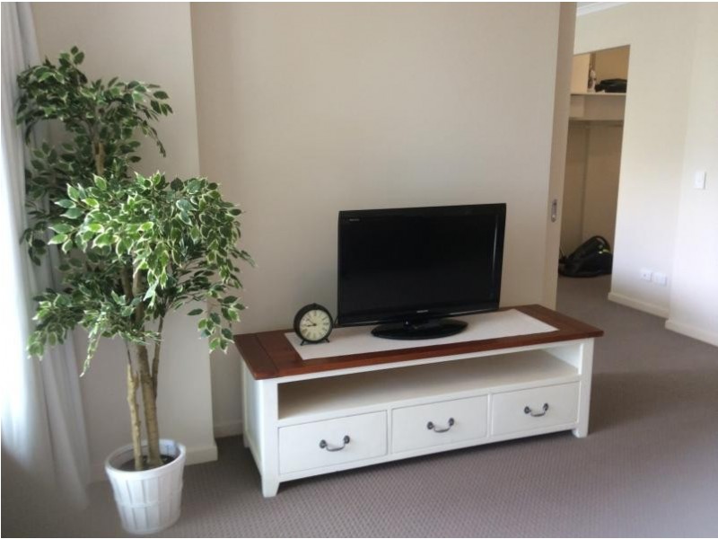 113/8 Land Street, Toowong QLD 4066