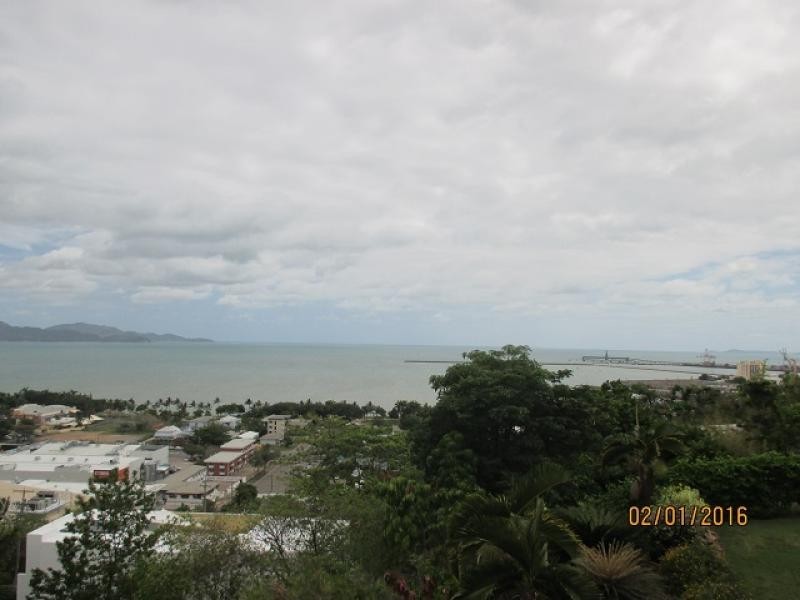 12/7 Hale Street, North Ward QLD 4810