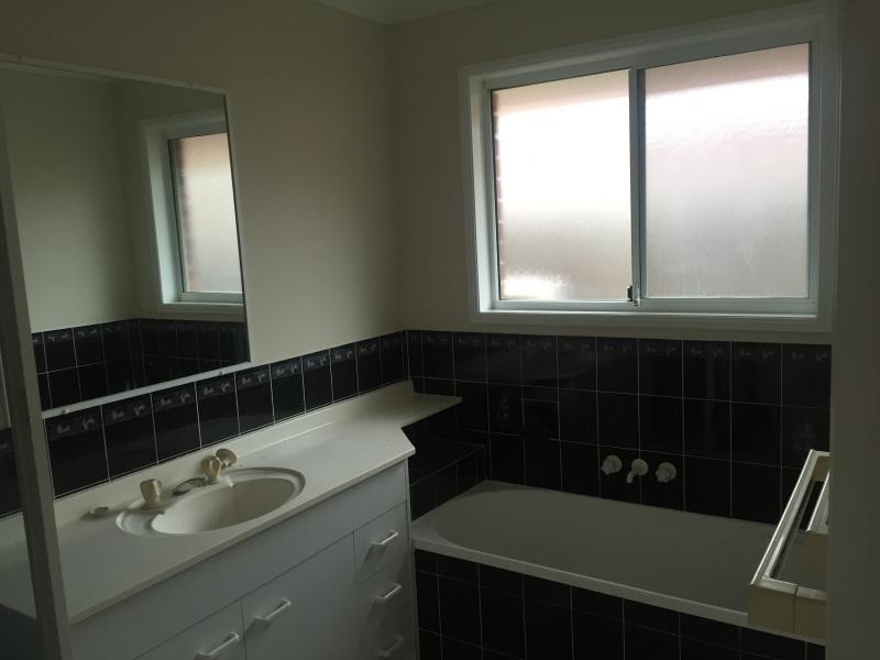 51 Greenway, Springfield QLD 4300