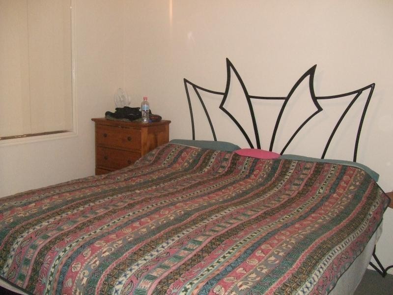 8 Johnston Street, Carina QLD 4152