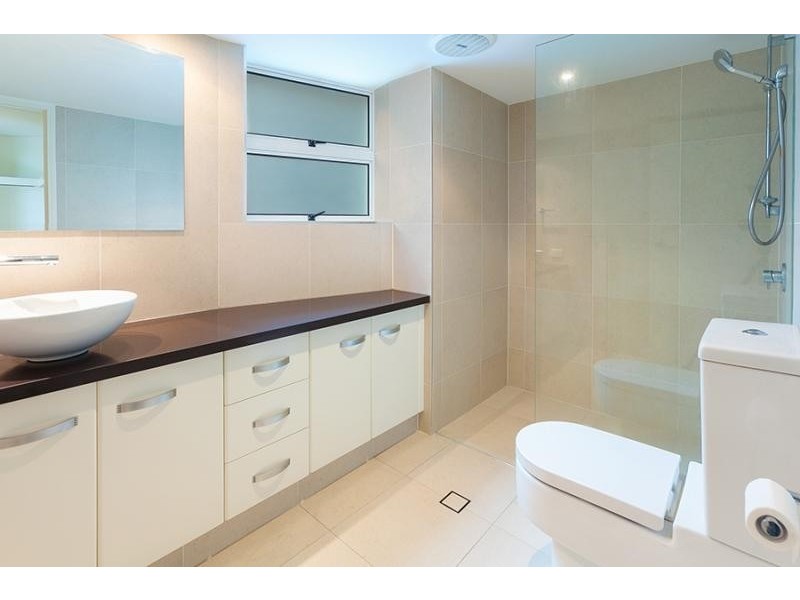 15 Vernon Terrace, Teneriffe QLD 4005