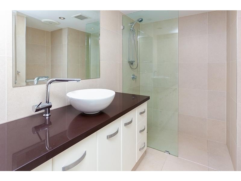 15 Vernon Terrace, Teneriffe QLD 4005