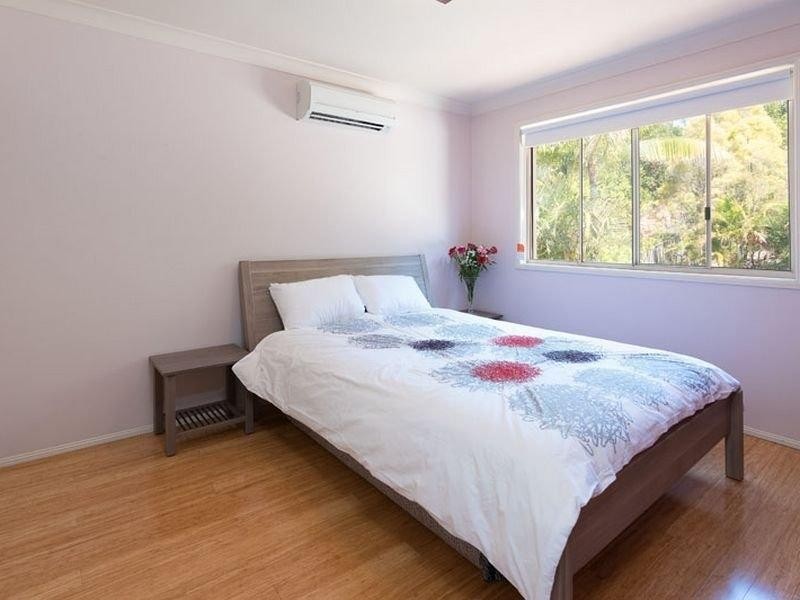 16 Palm Street, Kenmore QLD 4069