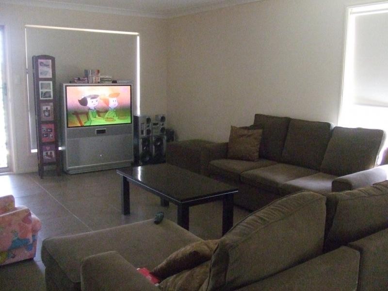 43 Johnston Street, Carina QLD 4152